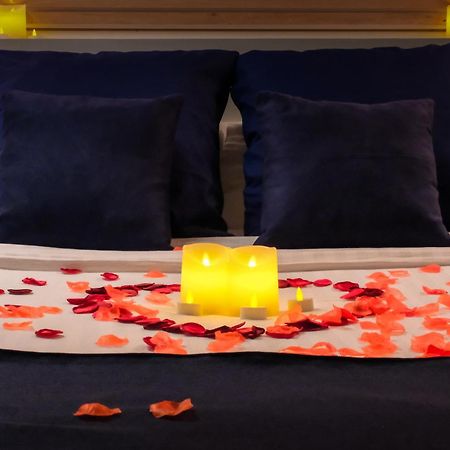 Villa Bono Jacuzzi & Spa Saint-Laurent-du-Var Eksteriør billede