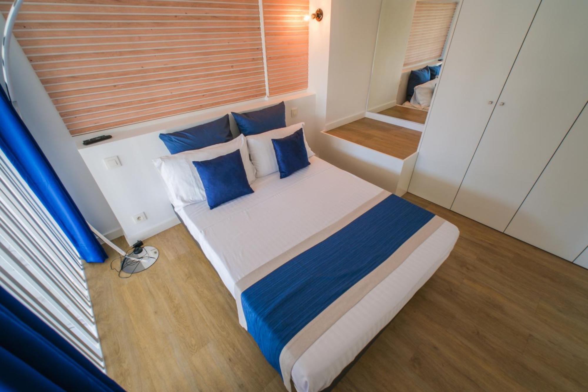 Villa Bono Jacuzzi & Spa Saint-Laurent-du-Var Eksteriør billede