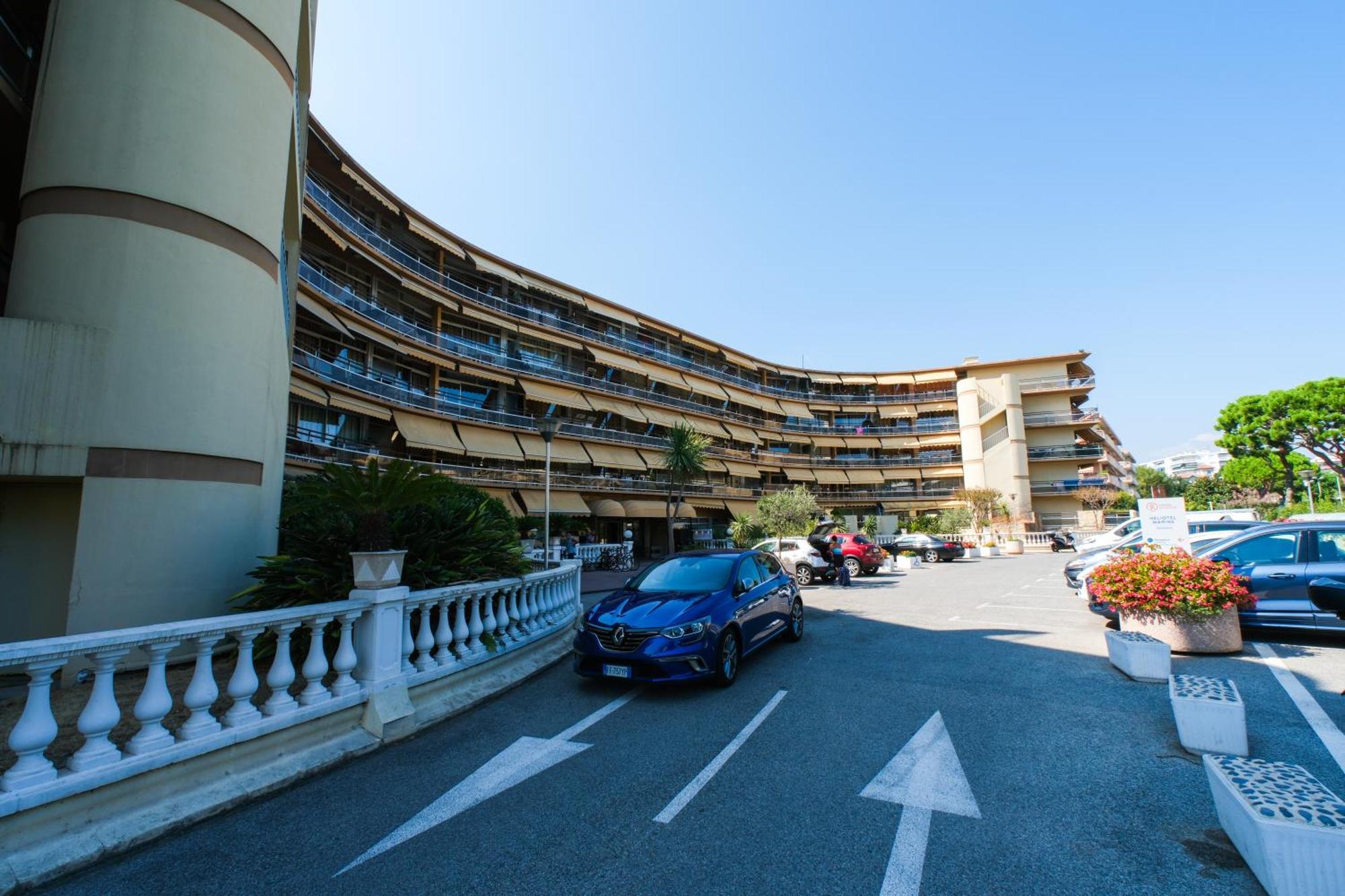 Villa Bono Jacuzzi & Spa Saint-Laurent-du-Var Eksteriør billede