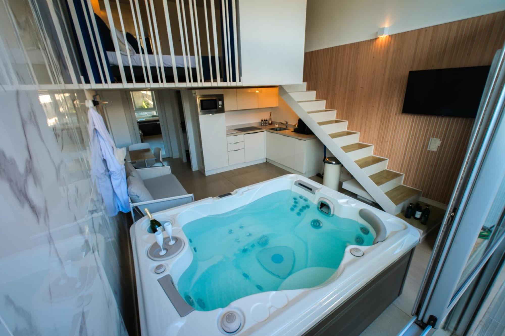 Villa Bono Jacuzzi & Spa Saint-Laurent-du-Var Eksteriør billede
