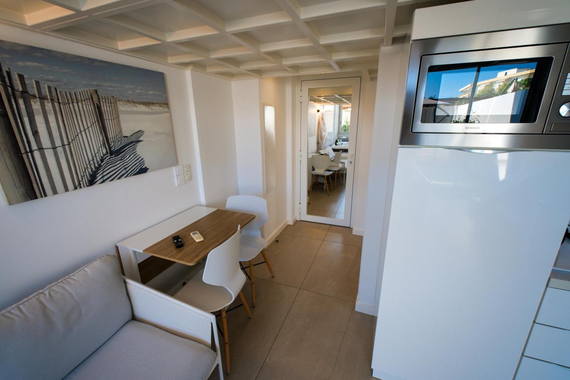 Villa Bono Jacuzzi & Spa Saint-Laurent-du-Var Eksteriør billede
