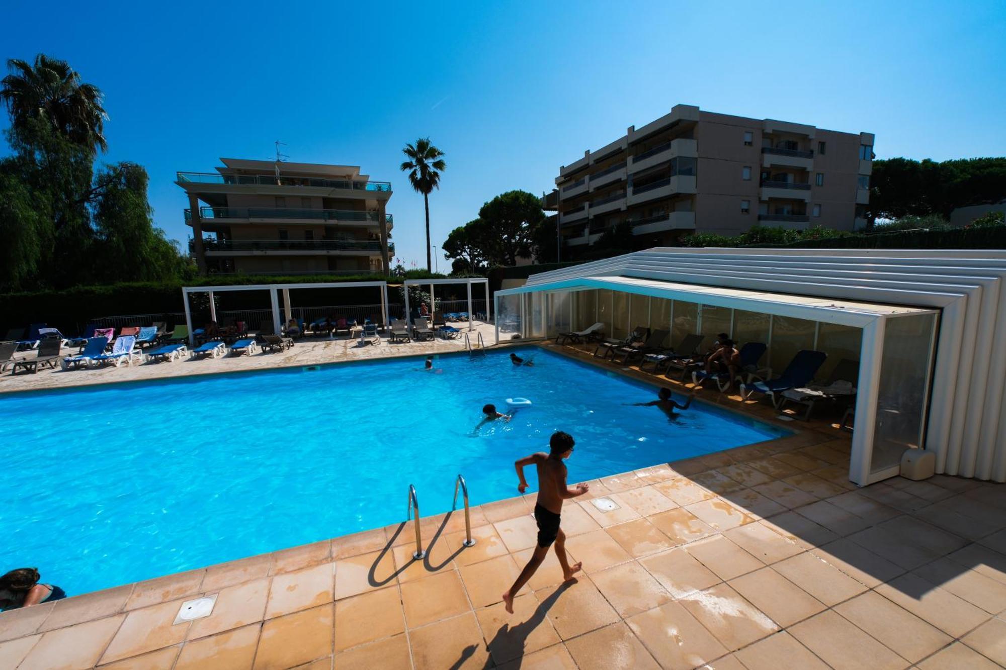 Villa Bono Jacuzzi & Spa Saint-Laurent-du-Var Eksteriør billede