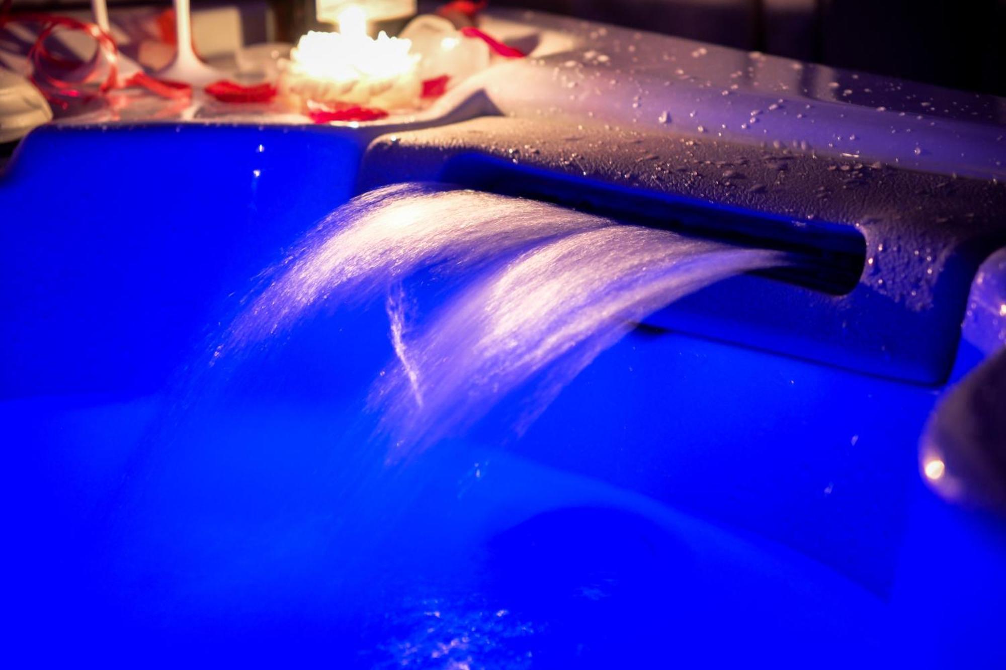 Villa Bono Jacuzzi & Spa Saint-Laurent-du-Var Eksteriør billede